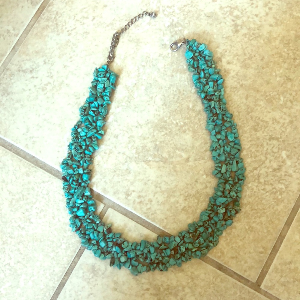 Beaded necklace